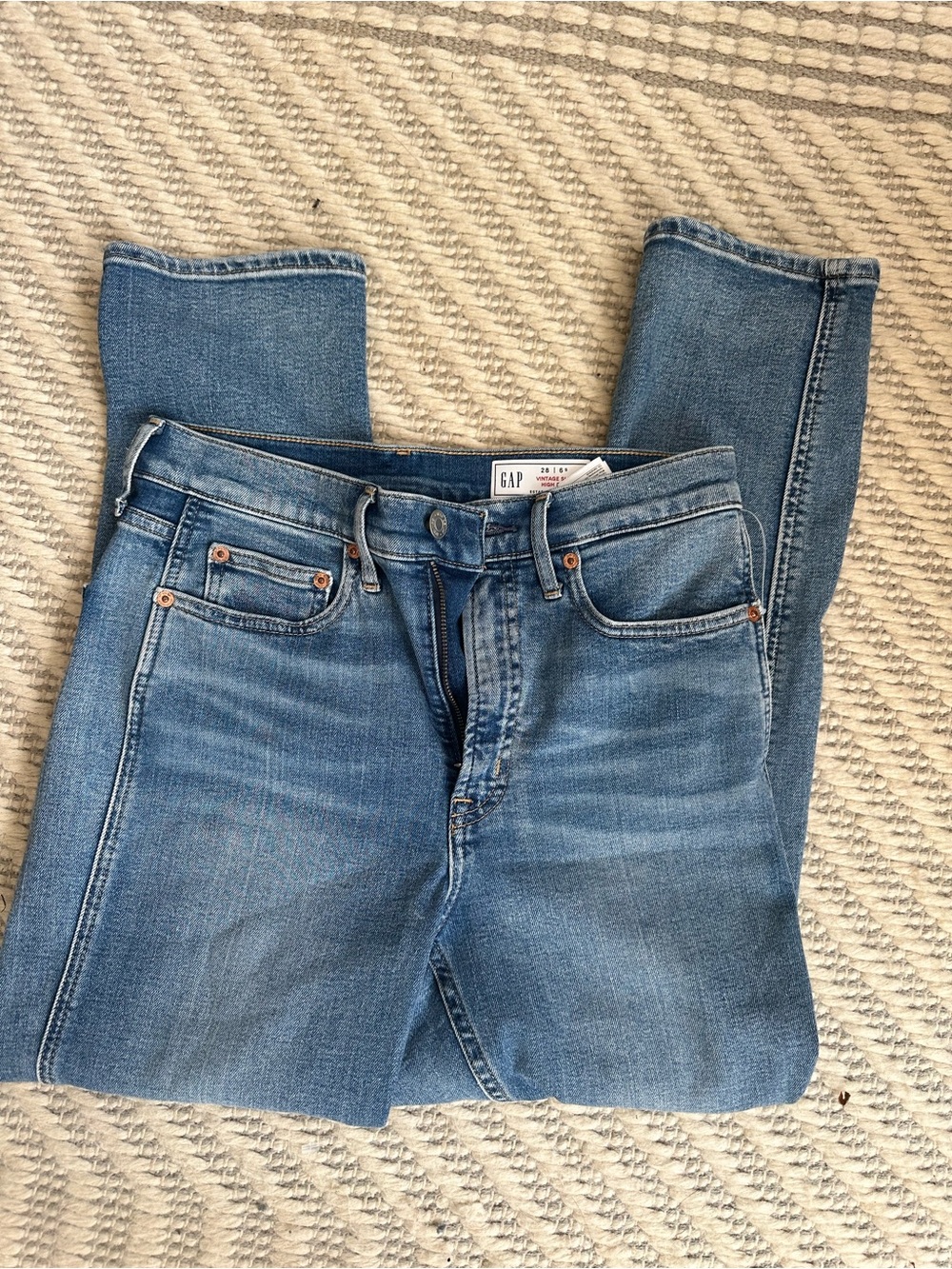 GAP Women's Light Blue Slim Straight Jeans
